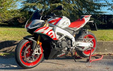 Aprilia Tuono V4 1100 factory Speed White limited