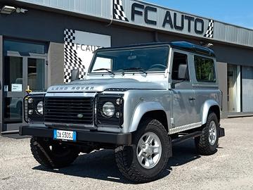 Land Rover Defender 90 2.4 TD4 SE
