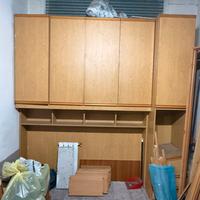 Armadio in legno