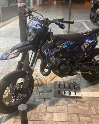 HUSQVARNA TC 125 Motard 2022-tripla omologazione