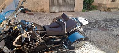 SELLA PER GUZZI CALIFORNIA 1400