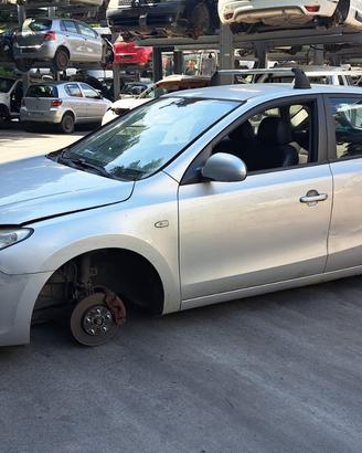 HYUNDAI I30 2009 SOLO PER RICAMBI