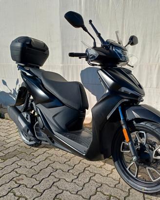 Voge SR16 125