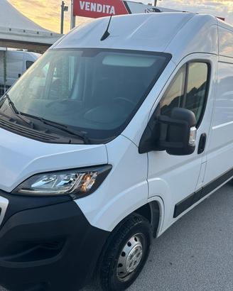 Peugeot boxer 335 2.2 140cv 2024 Nuovo