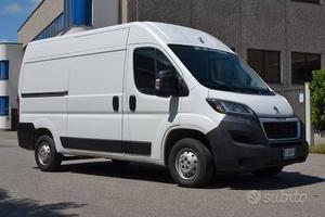 Peugeot Boxer 2.2 BlueHDi 140CV (103 kW) – L2H2
