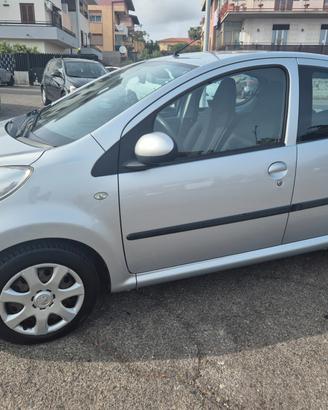 Peugeot 107 1.0 68CV 5p. Allure