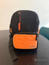 Zaino monospalla compatto Caden