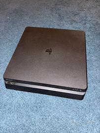 Ps4 Slim + 2 Controller