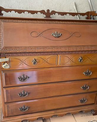 cassettiera con scrittoio a ribalta in legno