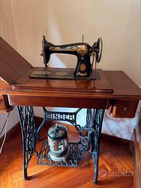 Macchina da cucire Singer