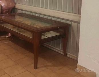 tavolino classico con vetro 