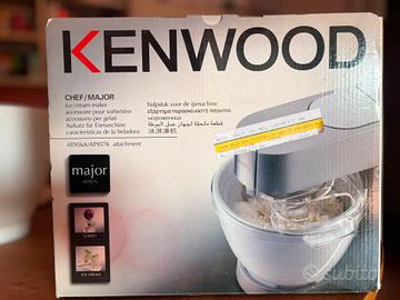 Ice cream maker