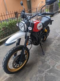 scrambler 800 desert