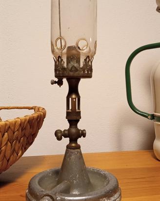 Lampada antica a gas