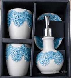 kit bagno effetto pizzo celste