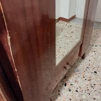 armadio con specchio