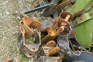 Ganci traino per trattore