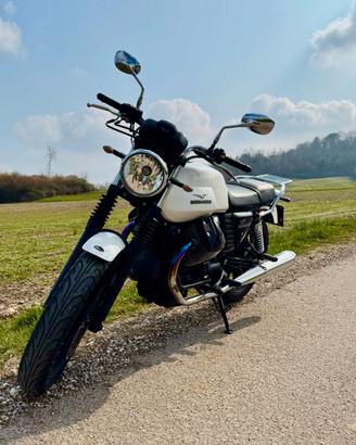 MOTO GUZZI V7 Stone I Serie 2013 | 27.700 km