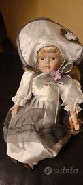 Bambola da collezione.