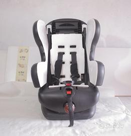 Seggiolino auto Iseos