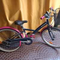 Bicicletta bambina BTWIN 500 24" pari al nuovo.