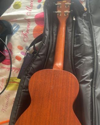 ukulele Monoa Gewa