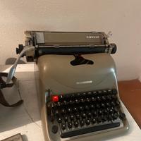Macchina da scrivere Olivetti Lexicon 80