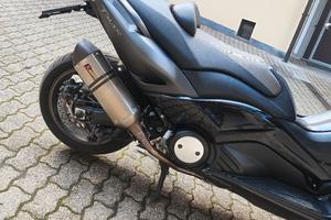 akrapovic Tmax 530