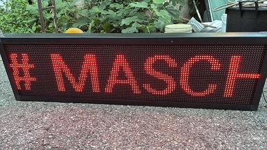 Insegna LED programmabile scorrevole