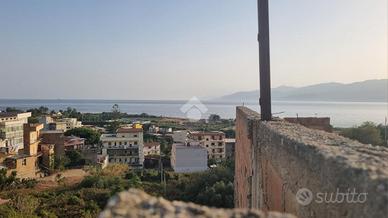 CASA SEMINDIPENDENTE A REGGIO DI CALABRIA
