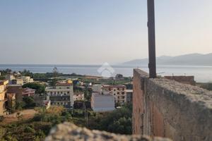 CASA SEMINDIPENDENTE A REGGIO DI CALABRIA