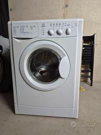 Lavatrice Indesit – perfettamente funzionante