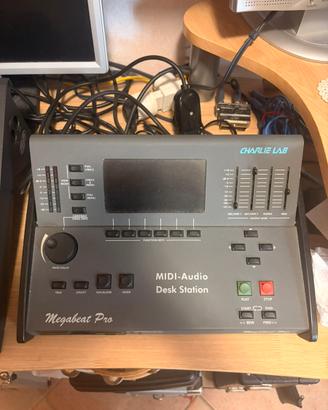 Lettore di basi musicali Charlie Lab Megabeat Pro