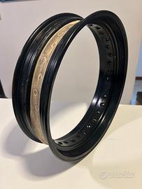 lama / canale x cerchio motard 4,25 x 17