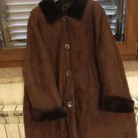 Cappotto di montone scamosciato 