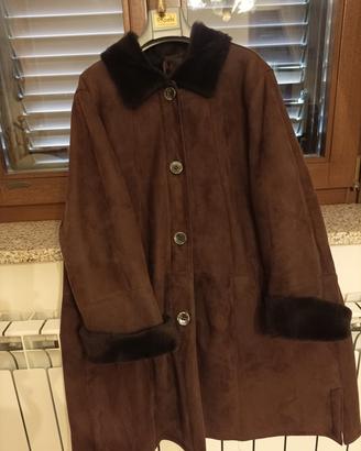 Cappotto di montone scamosciato 