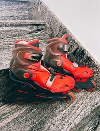 Pattini in linea a rotelle