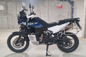 Husqvarna norden 901 Expedition