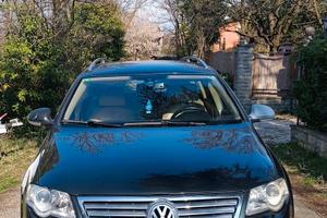 VW  PASSAT   VARIANT  2.0 TDI   4 MOTION  HIGHLINE