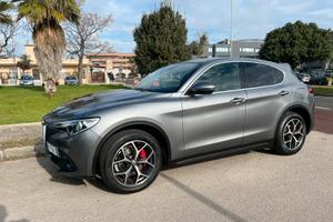 Alfa Romeo Stelvio Q4 Lusso
