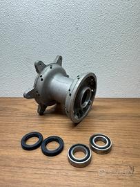 Mozzo anteriore motocross