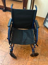 Sedia  a rotelle pieghevole