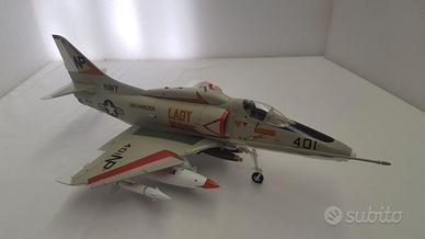 Douglas A-4 Skyhawk LAdy Jessie scala 1/32