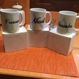 TRE TAZZE NUOVE CON SCATOLA PERSONALIZZATE