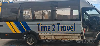 Iveco Daily pullmino scuolabus  ricambi