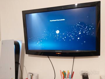 tv telefunken con sopporto a parete 