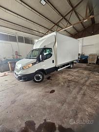 Iveco daily 35c16 Motore 3000cc anno 2023
