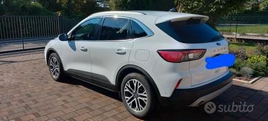 Ford Kuga 2.5 Plug In Hybrid 225 CV Titanium