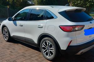 Ford Kuga 2.5 Plug In Hybrid 225 CV Titanium