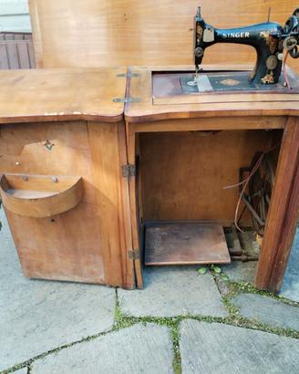 macchina da cucire a pedale Singer epoca + mobile